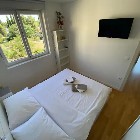 Apartment King With Private Parking Zadar Exterior photo
