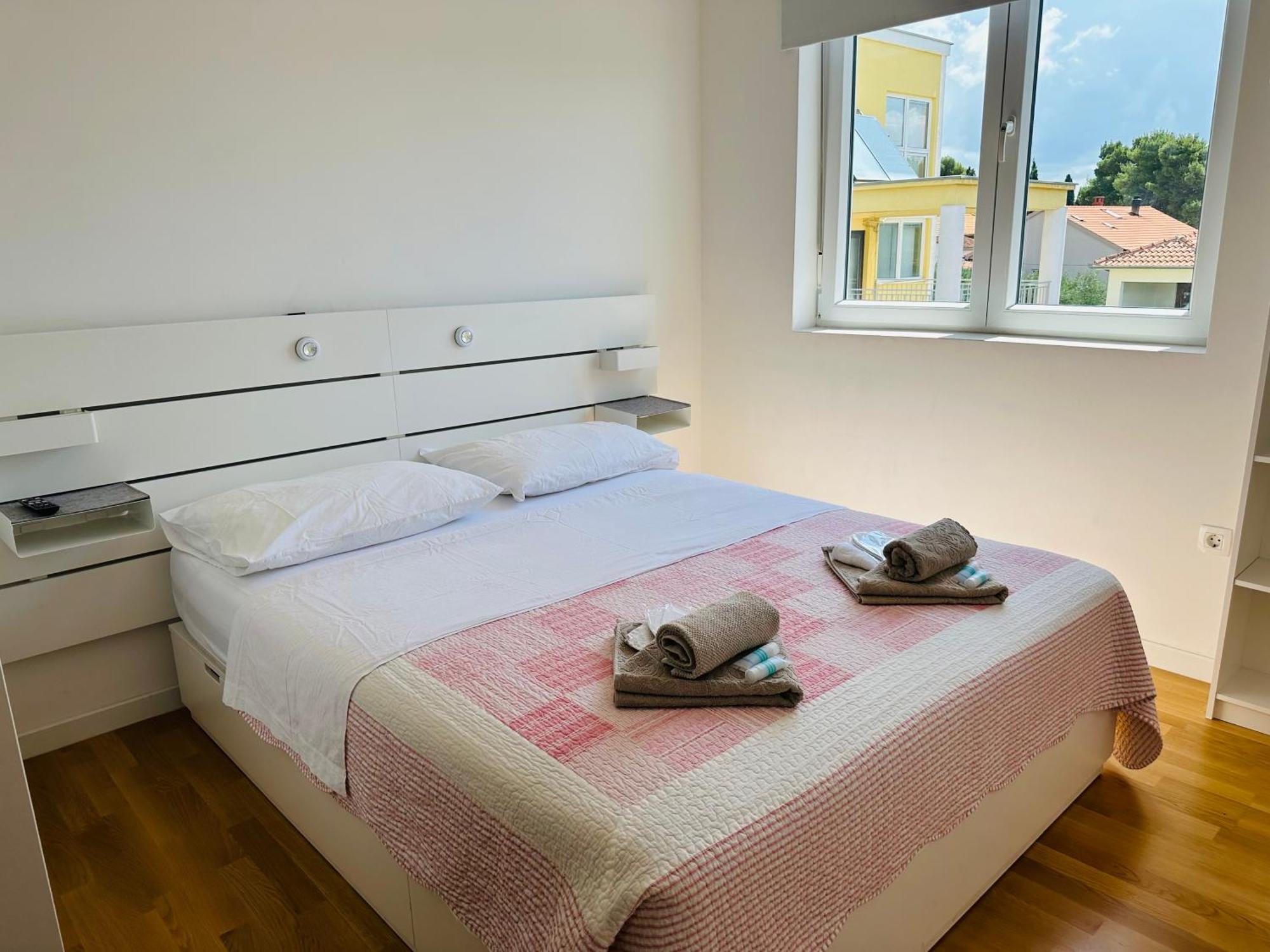 Apartament King With Private Parking *